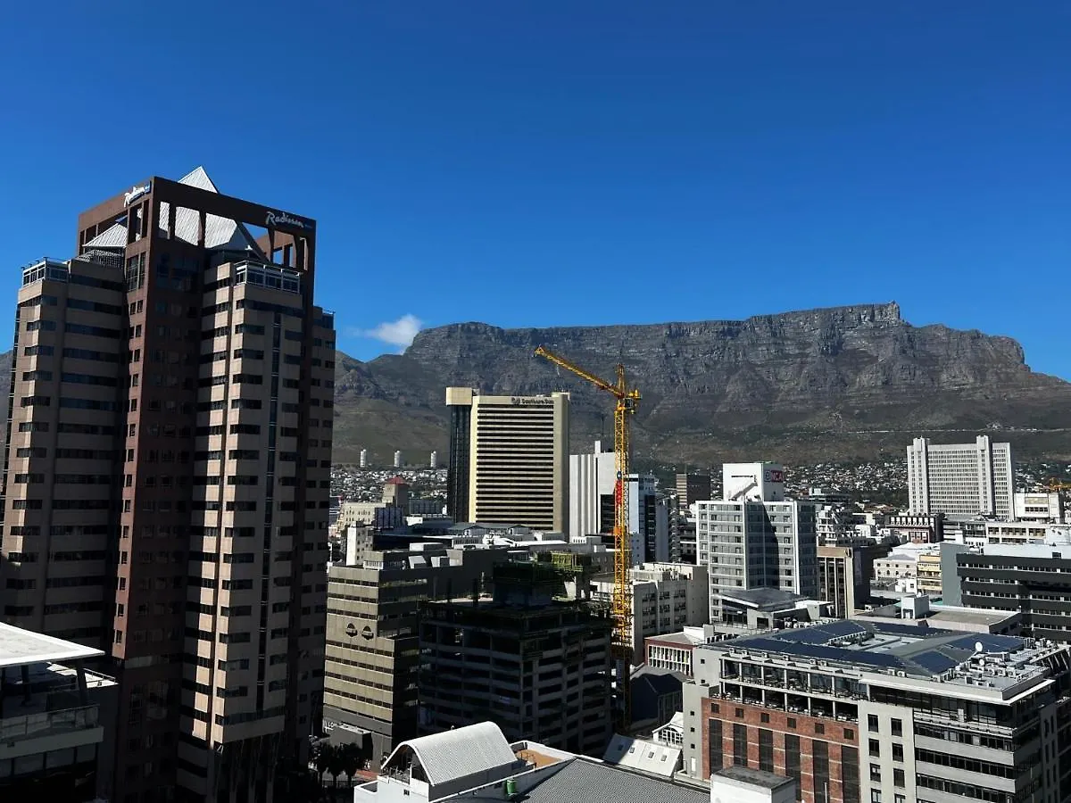 Urban Elephant 16 On Bree Cape Town 0*,