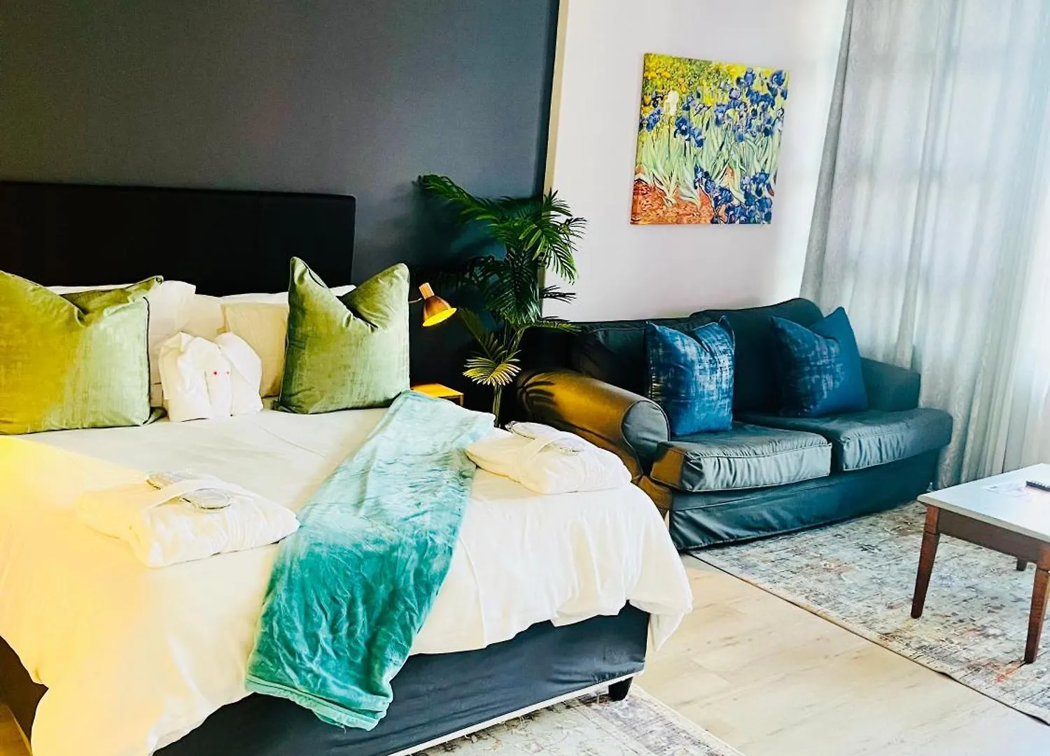 Apartment Urban Elephant 16 On Bree Cape Town South Africa